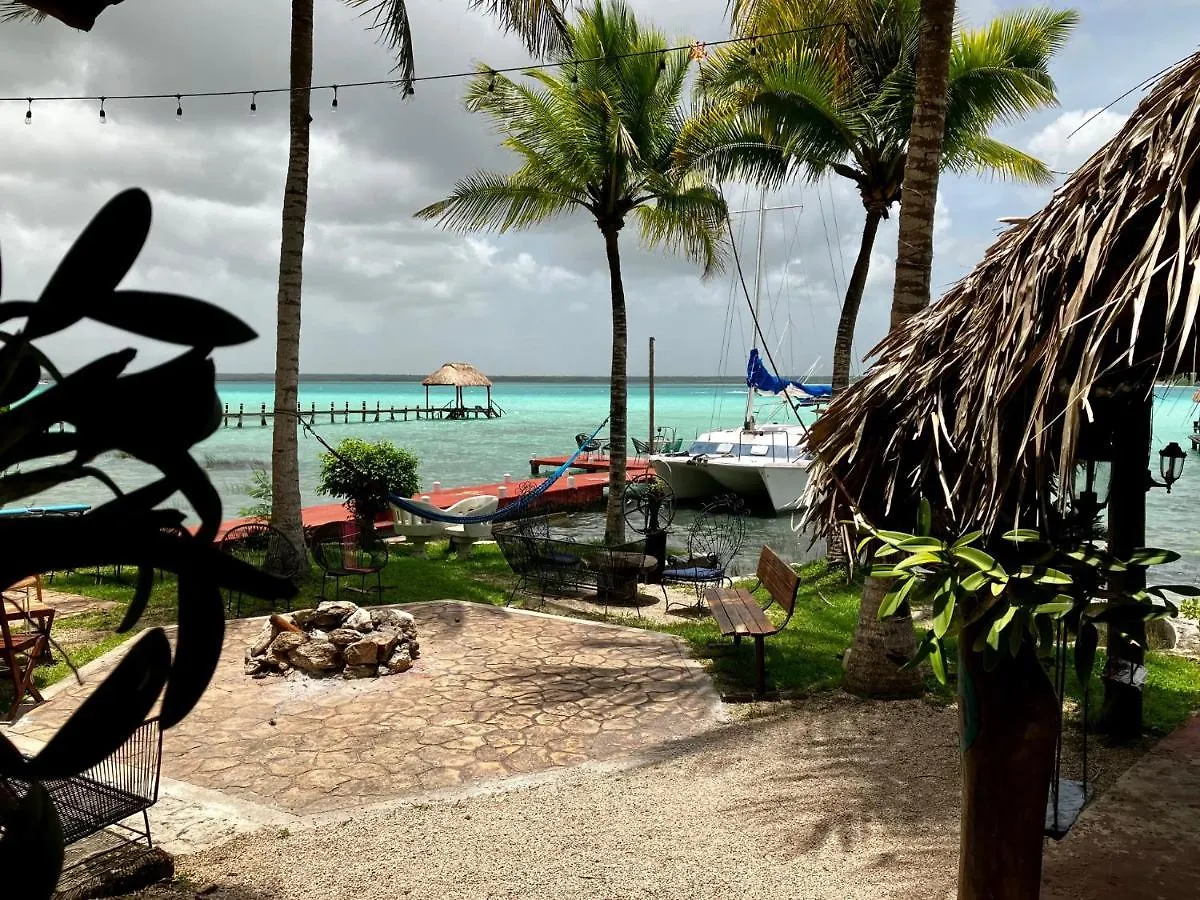 Tortuga Bacalar Bed & Breakfast