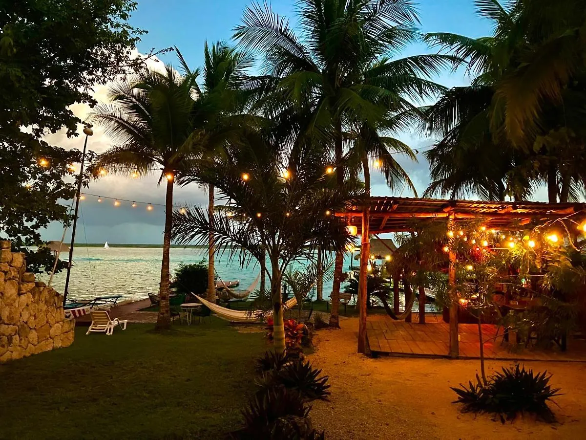 Tortuga Bacalar Bed & Breakfast
