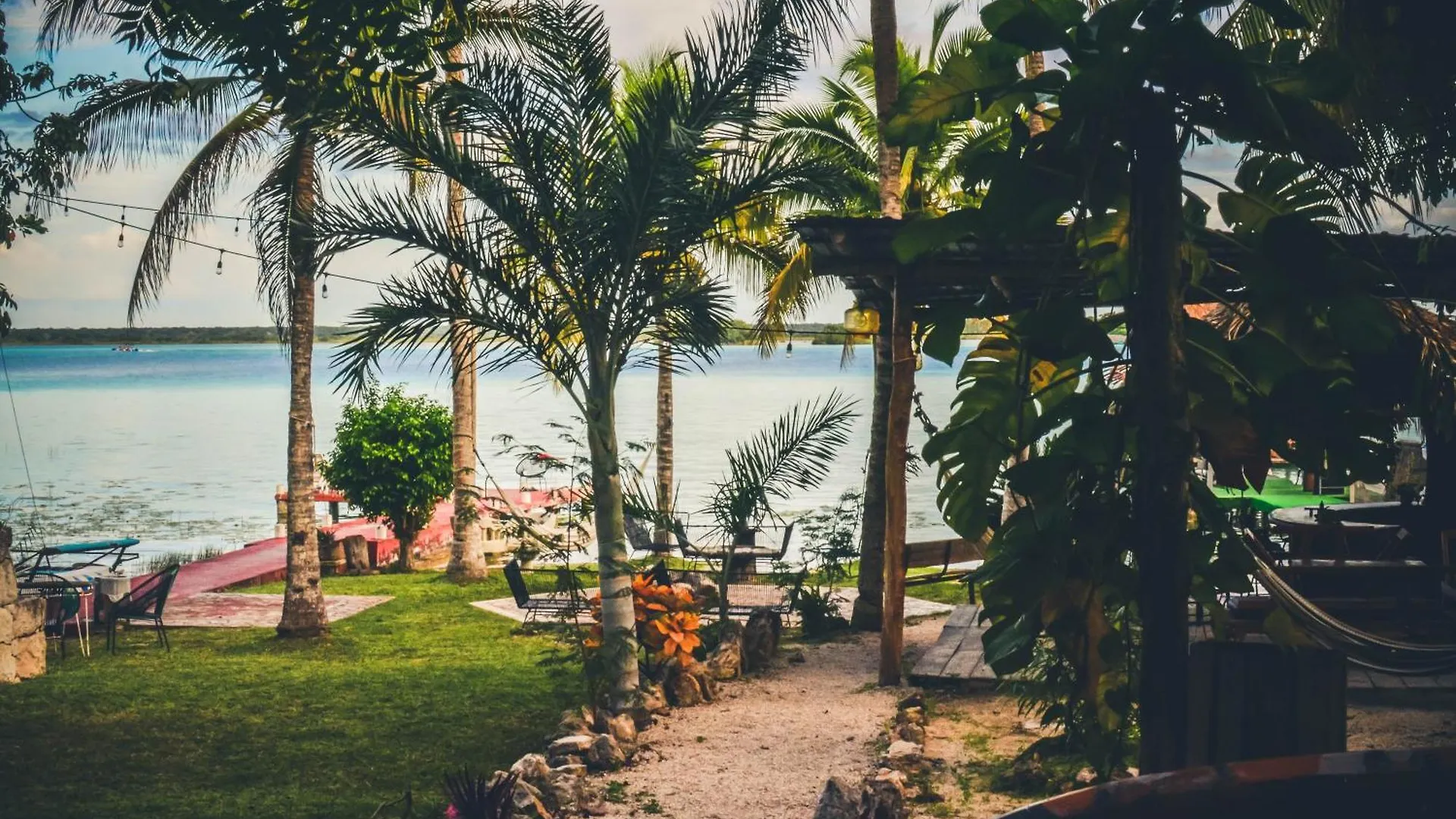 Tortuga Bacalar Bed & Breakfast